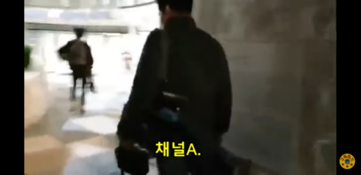 은밀한 장소 사랑의 교회 시계탑 안에서 몰래 취재하는 KBS.SBS.JTBC.TV조선.채널A.MBN 기레기 방송들 | 인스티즈