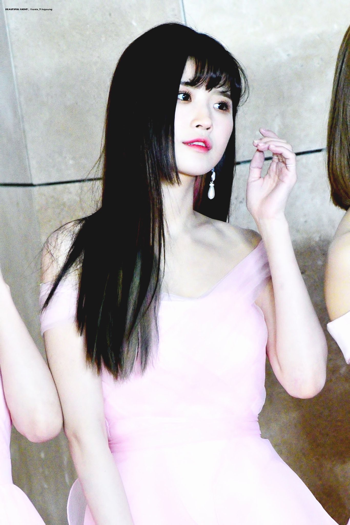 매력적인 모찌인줄알았지만 감성섹시 송하영 | 인스티즈