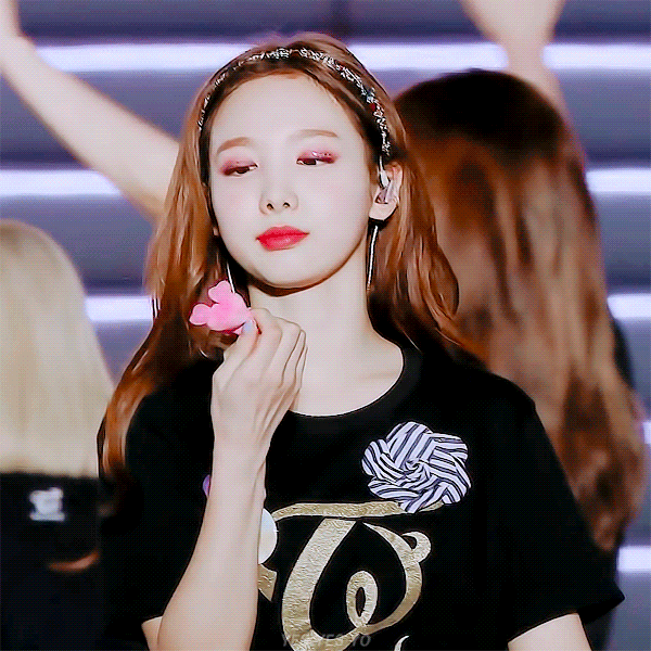 내 하트 💕 받아랏 | 인스티즈