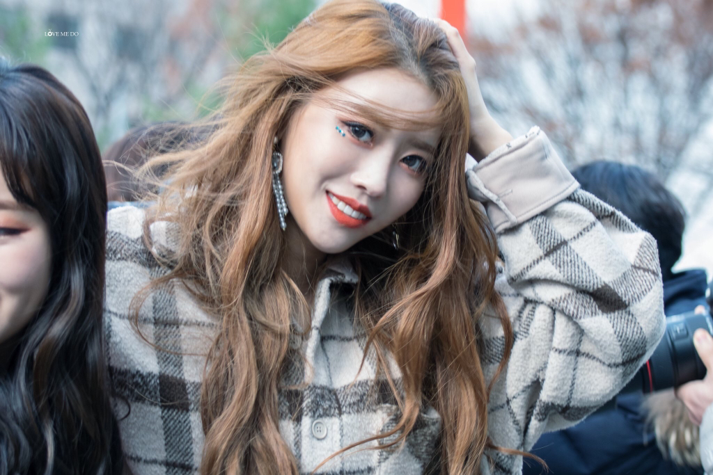 [러블리즈] 올해 마지막 업로드라서 미주 | 인스티즈