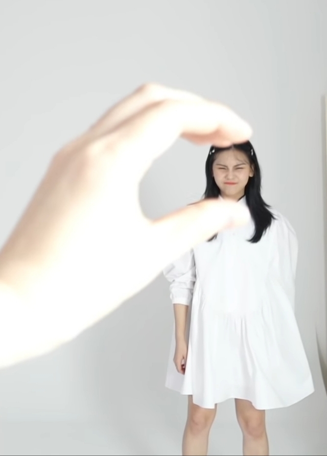 막내들의 재롱을 따사롭게 지켜보는 여자친구 예린 | 인스티즈