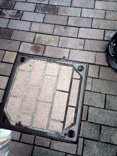 흡연하는 사람들이 흡연하기 애매한곳에서 흡연하려고할때 하는 행동 | 인스티즈