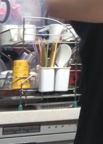 레드벨벳이 숙소에서 젓가락 쓰는 방법 | 인스티즈