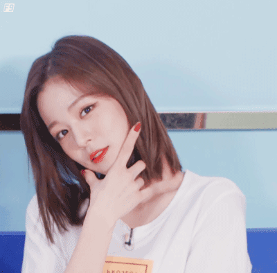 프로미스나인 일곱째 이채영 | 인스티즈