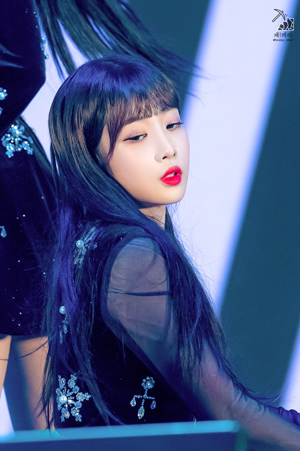[러블리즈] 신발 하나 살 생각이라서 지애 | 인스티즈