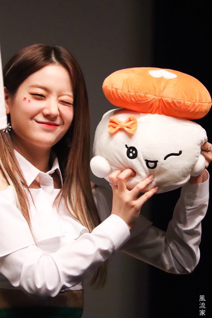미소가 월클 프로미스나인 규리 | 인스티즈