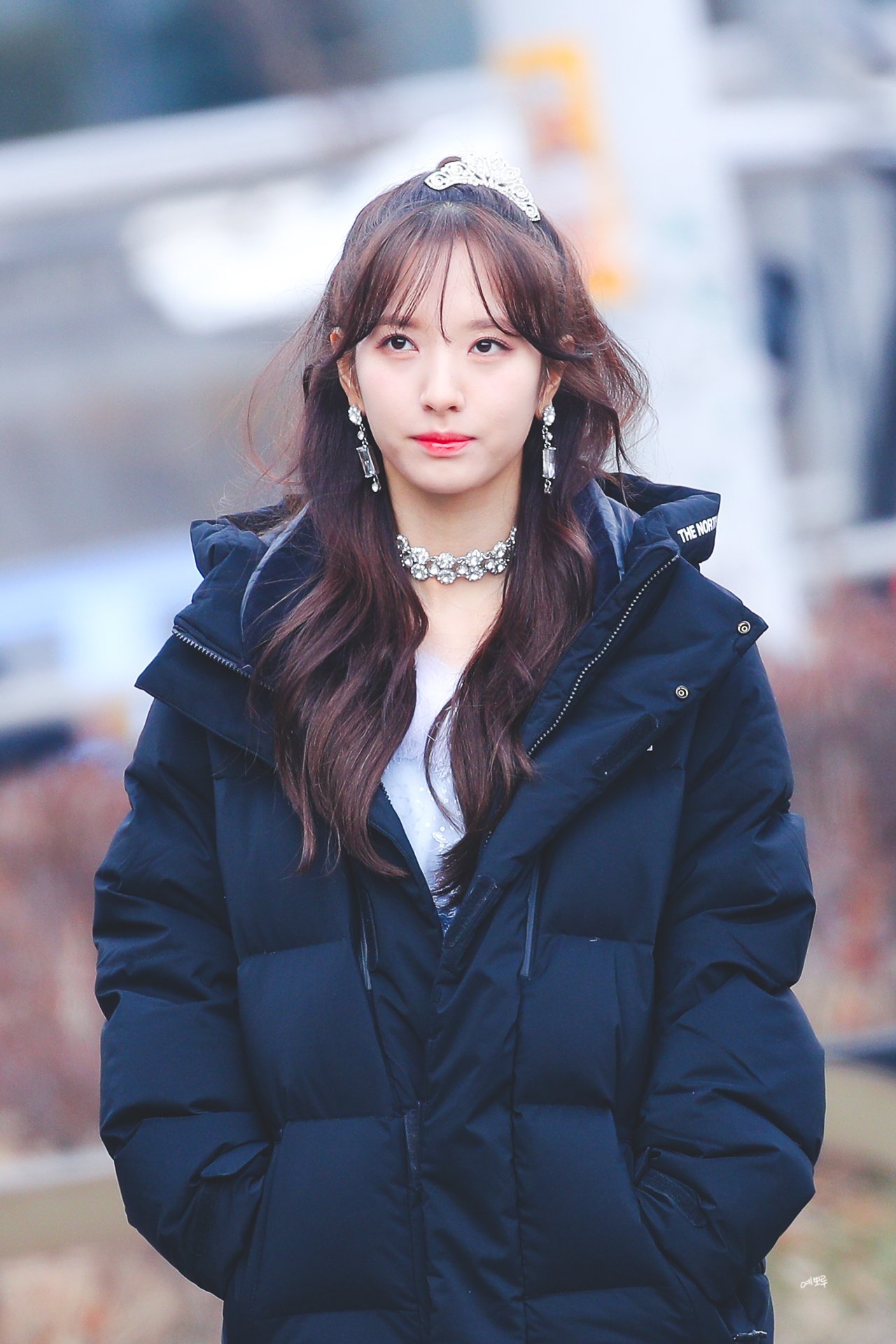 반묶음머리가 찰떡같이 어울리는 우주소녀 보나.jpg | 인스티즈