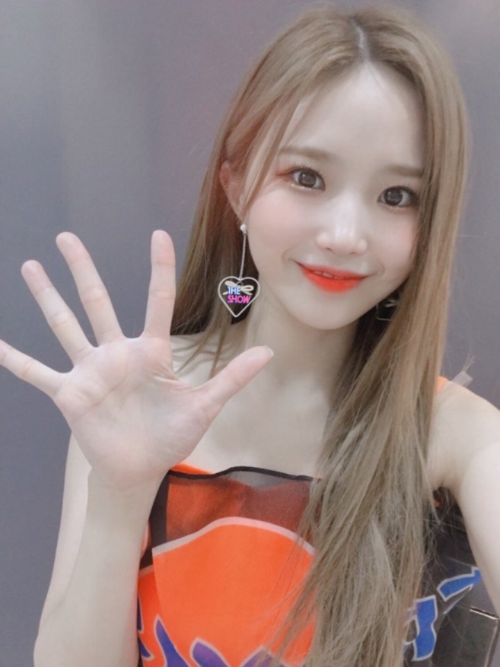 참 귀여운데 속은 단단해뵈는 여자 송하영.jpgif | 인스티즈