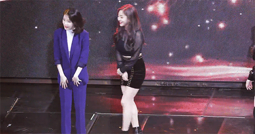 아이유를 대하는 트와이스 친구들.jpgif | 인스티즈