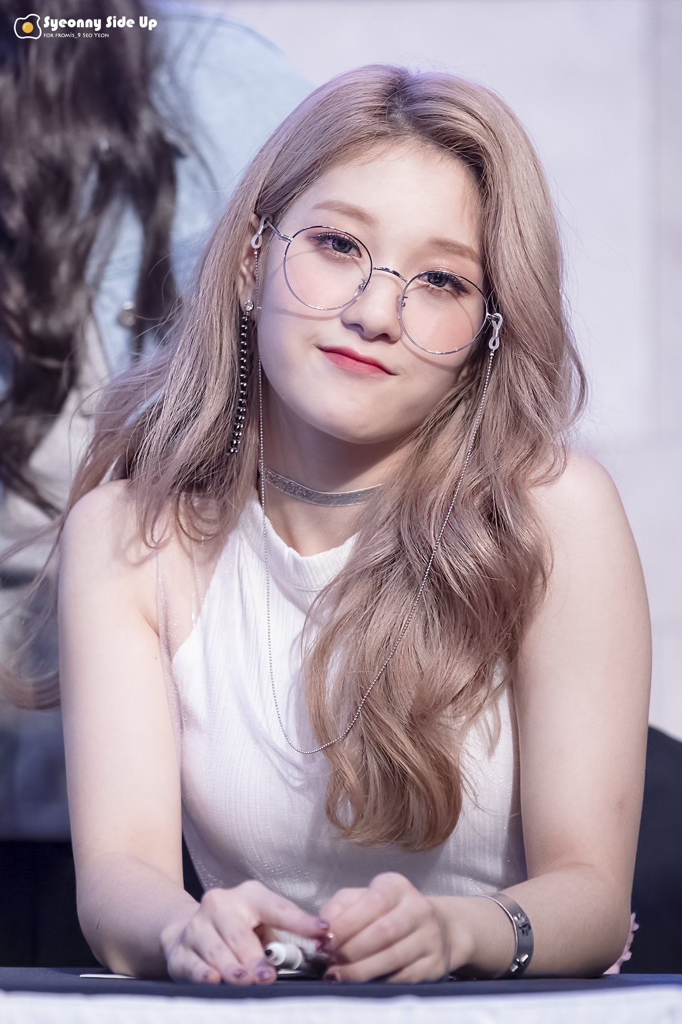 데뷔 300일기념 프로미스나인 이서연 | 인스티즈