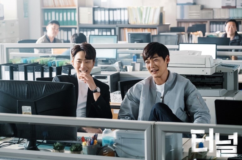 재미있는데 주인공이 연기를 너무 못해서 집중이 안되는 드라마 | 인스티즈