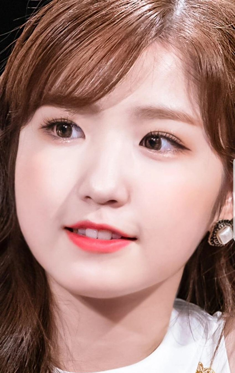 아이즈원 히토미 얼빡샷 | 인스티즈