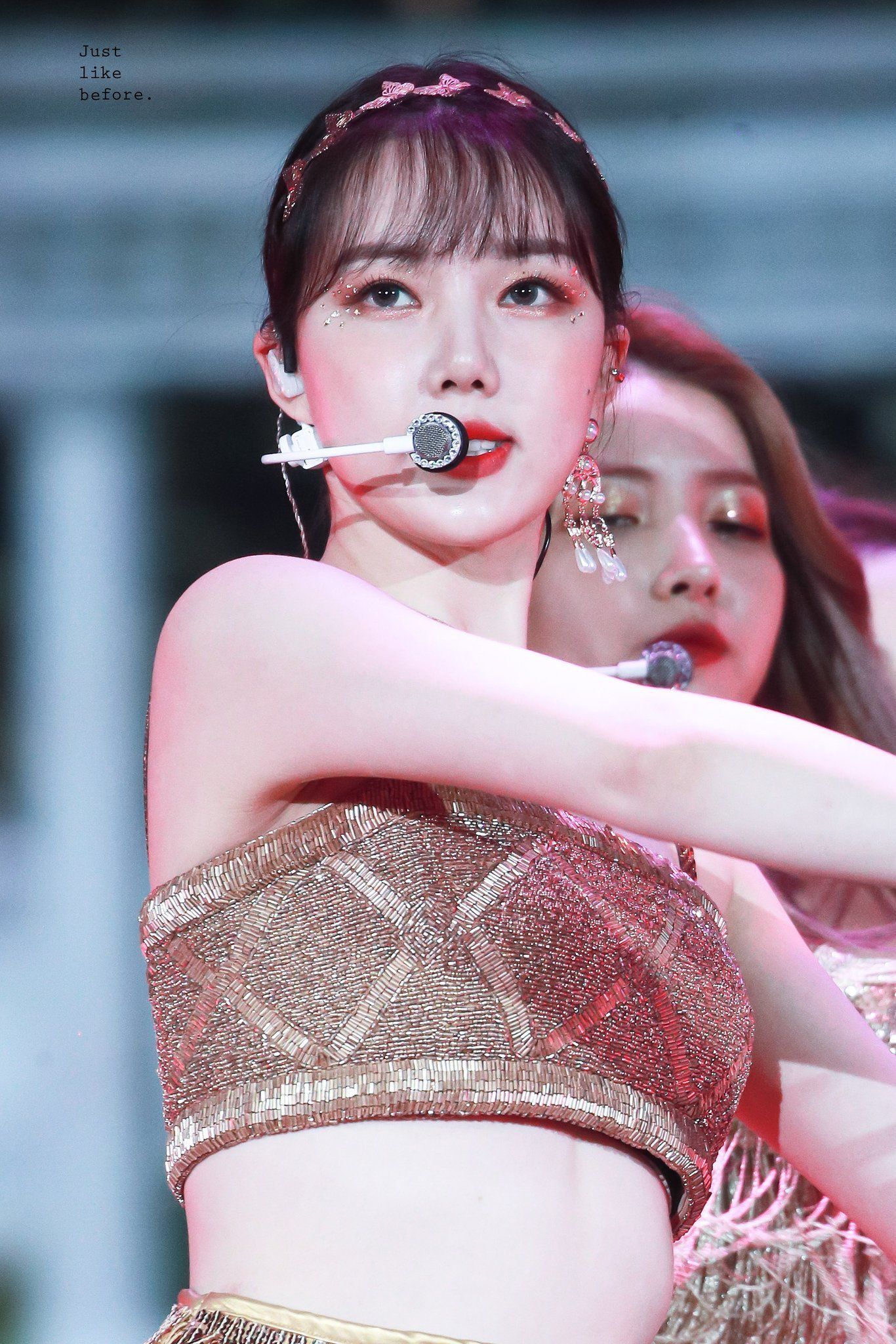 앞구르기 하고 보니까 은근히 미인인 듯한 여자친구 예린이.jpgif | 인스티즈