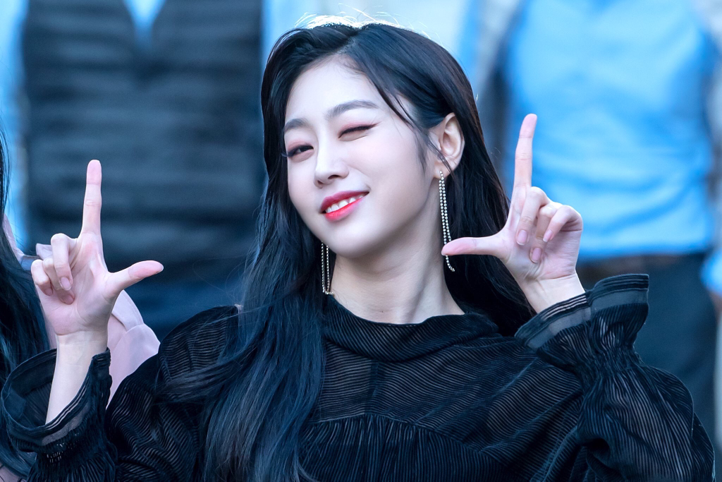 [러블리즈] 피로가 쌓이는 기분이 들어서 지수 | 인스티즈