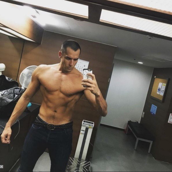 크리스 에반스 외모 피지컬 되기 vs 줄리엔강 외모 피지컬 되기 | 인스티즈