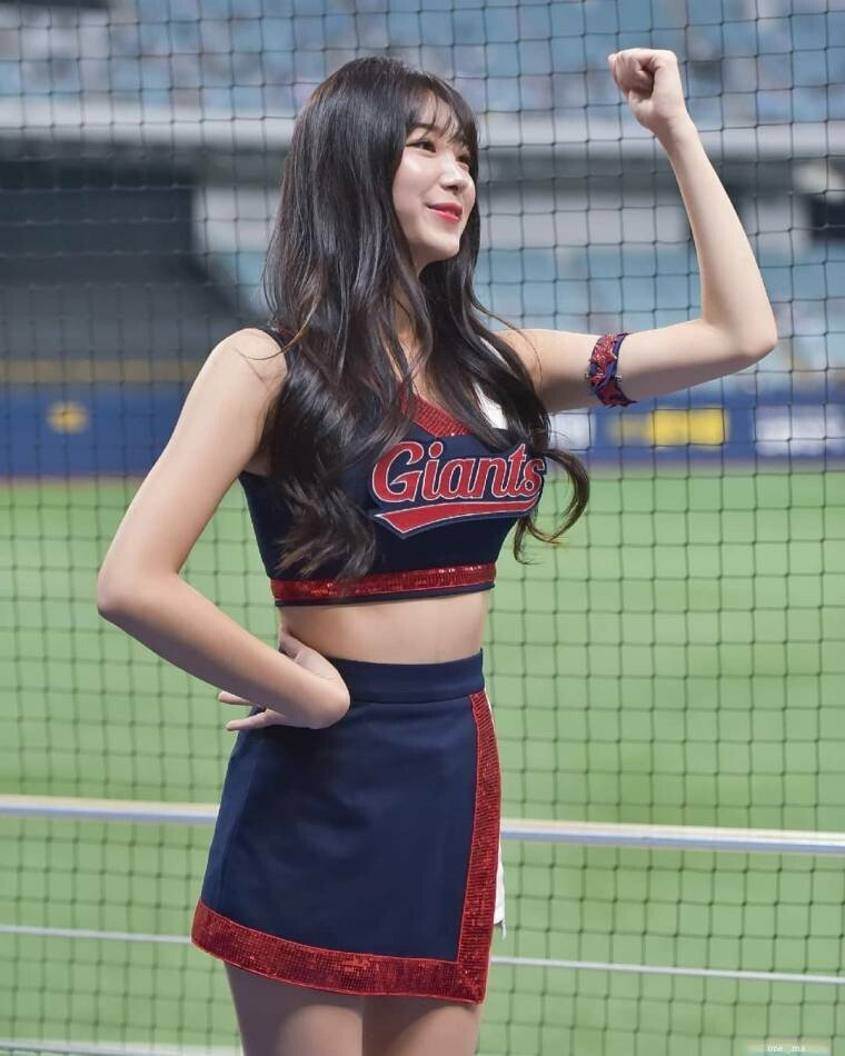은근히 이쁜 치어리더 안지현 | 인스티즈