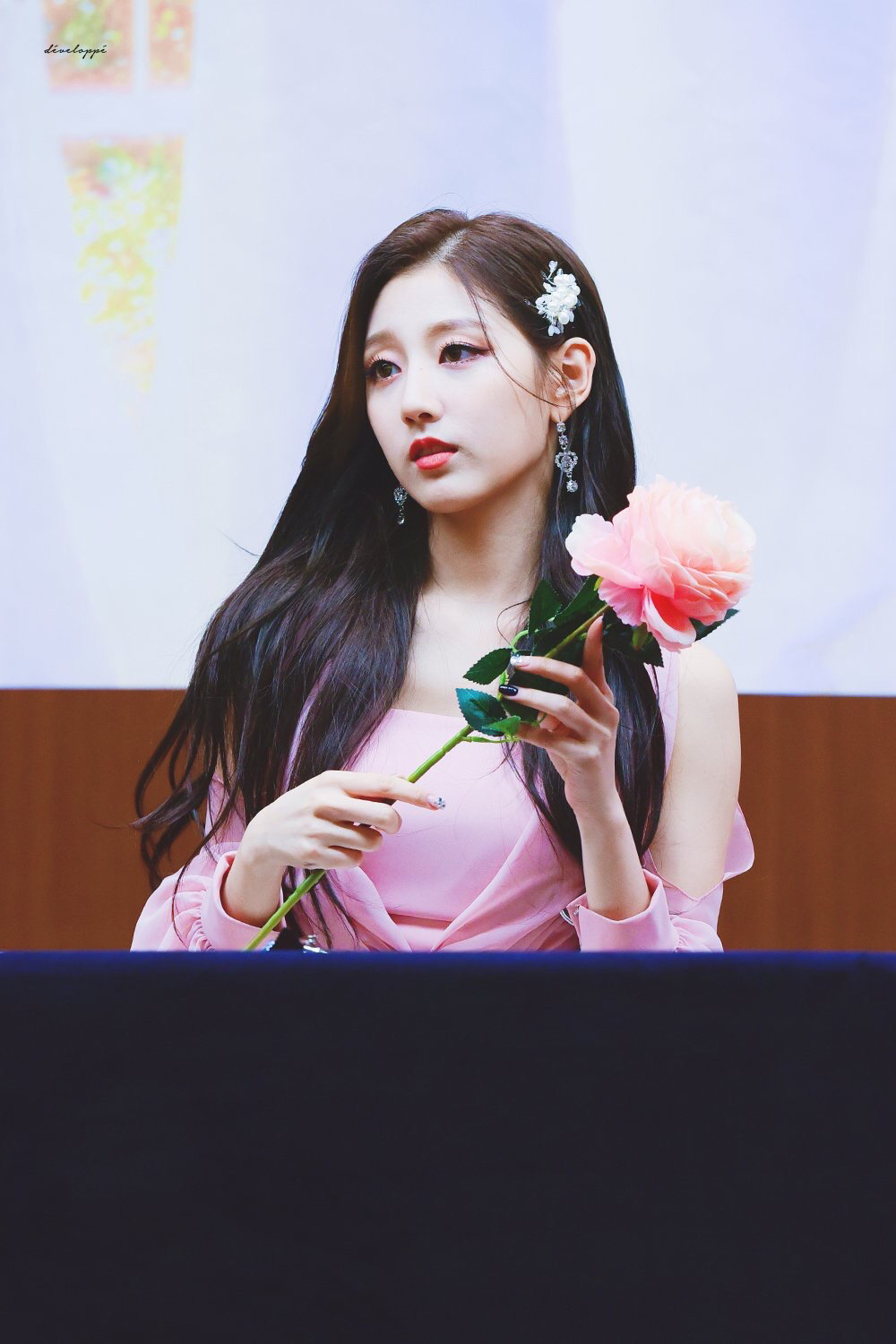 [러블리즈] 5분 뒤에 일 시작이라서 예인이 | 인스티즈