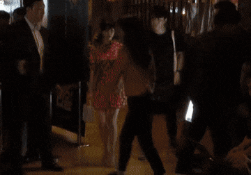 자꾸 길을 잃는 아이유.gif | 인스티즈