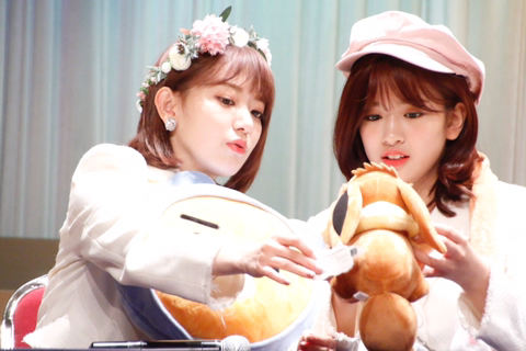 아이즈원) 사쿠라 안유진 | 인스티즈