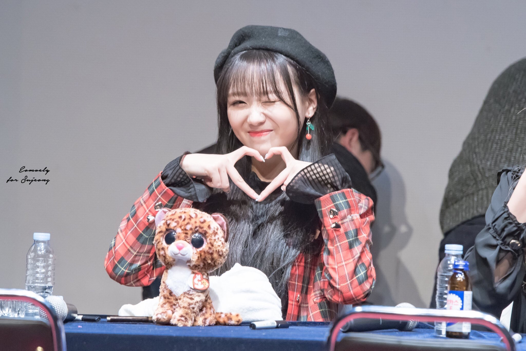 [러블리즈] 너무나도 고된 월요일을 보내고 있어서 수정이 | 인스티즈