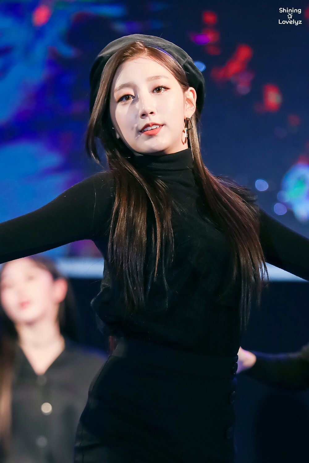 [러블리즈] 오늘 생일파티에 갈 예정이라 예인이 | 인스티즈