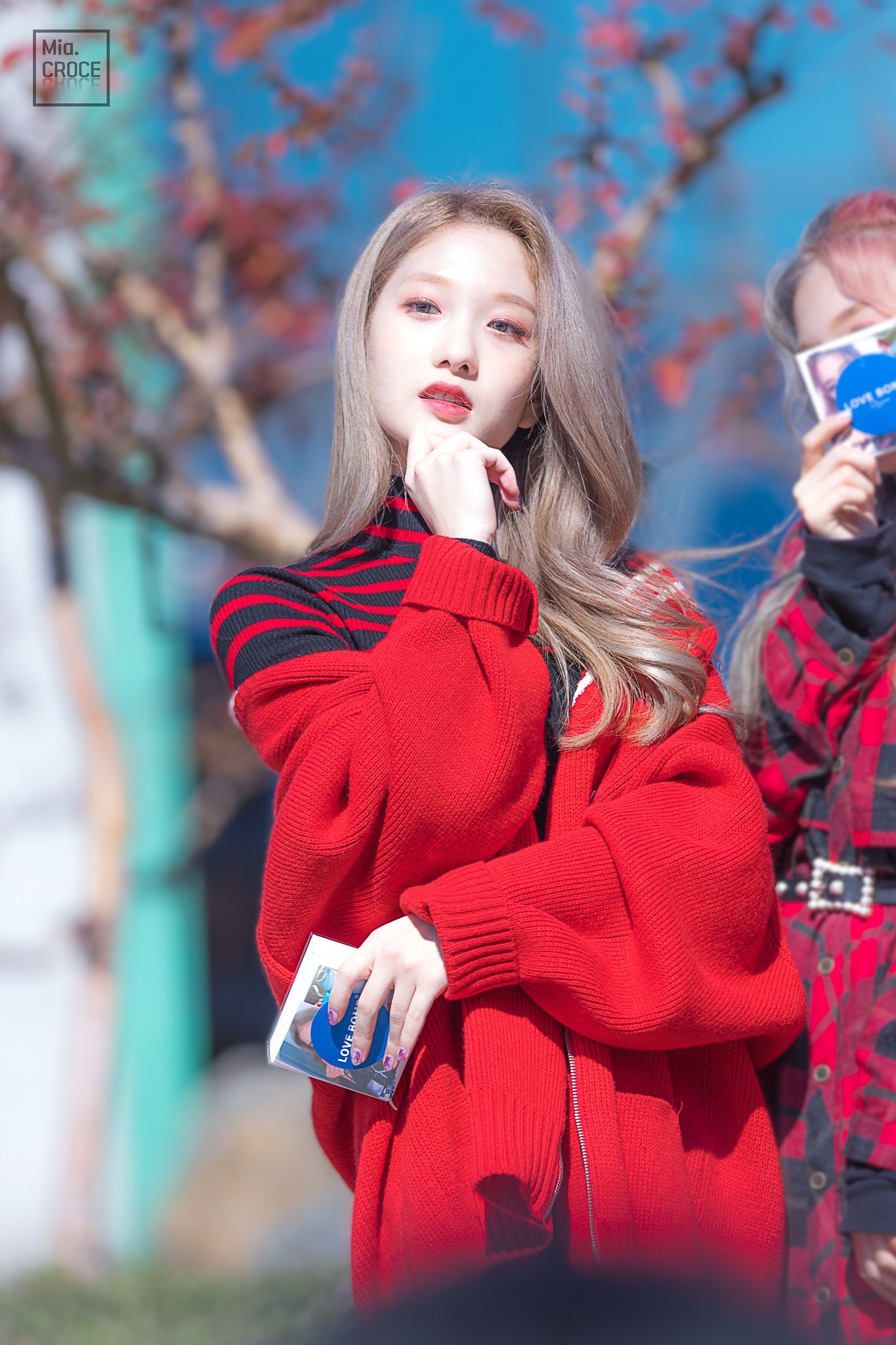 데뷔 300일기념 프로미스나인 이서연 | 인스티즈