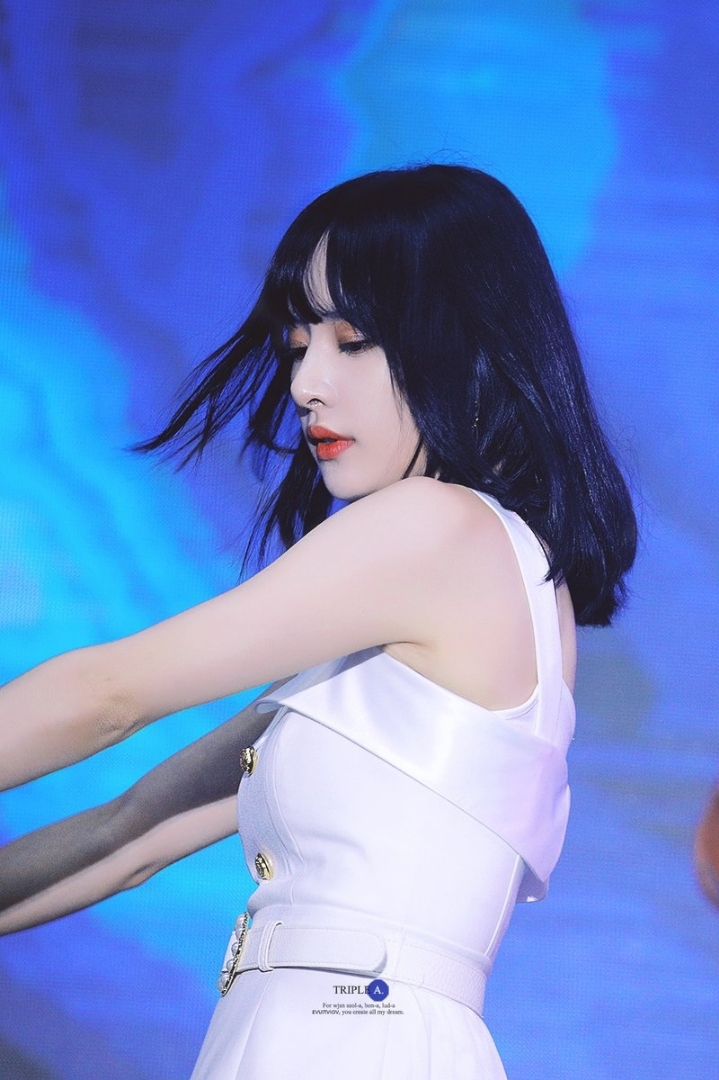 2020년 새해 첫 설아 | 인스티즈