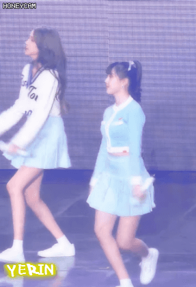 나른한 오후에 보니까 은근히 미인인 듯한 여자친구 예린이.jpgif | 인스티즈