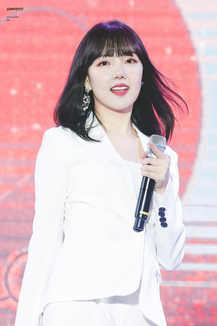 여자친구 짱예린.jpgif | 인스티즈