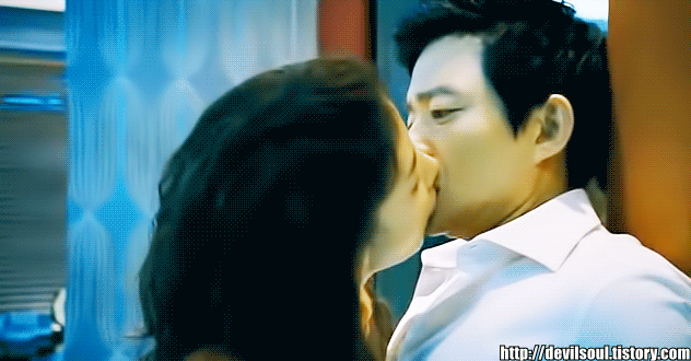 혀복동의 소핥기 키스 레전드 | 인스티즈