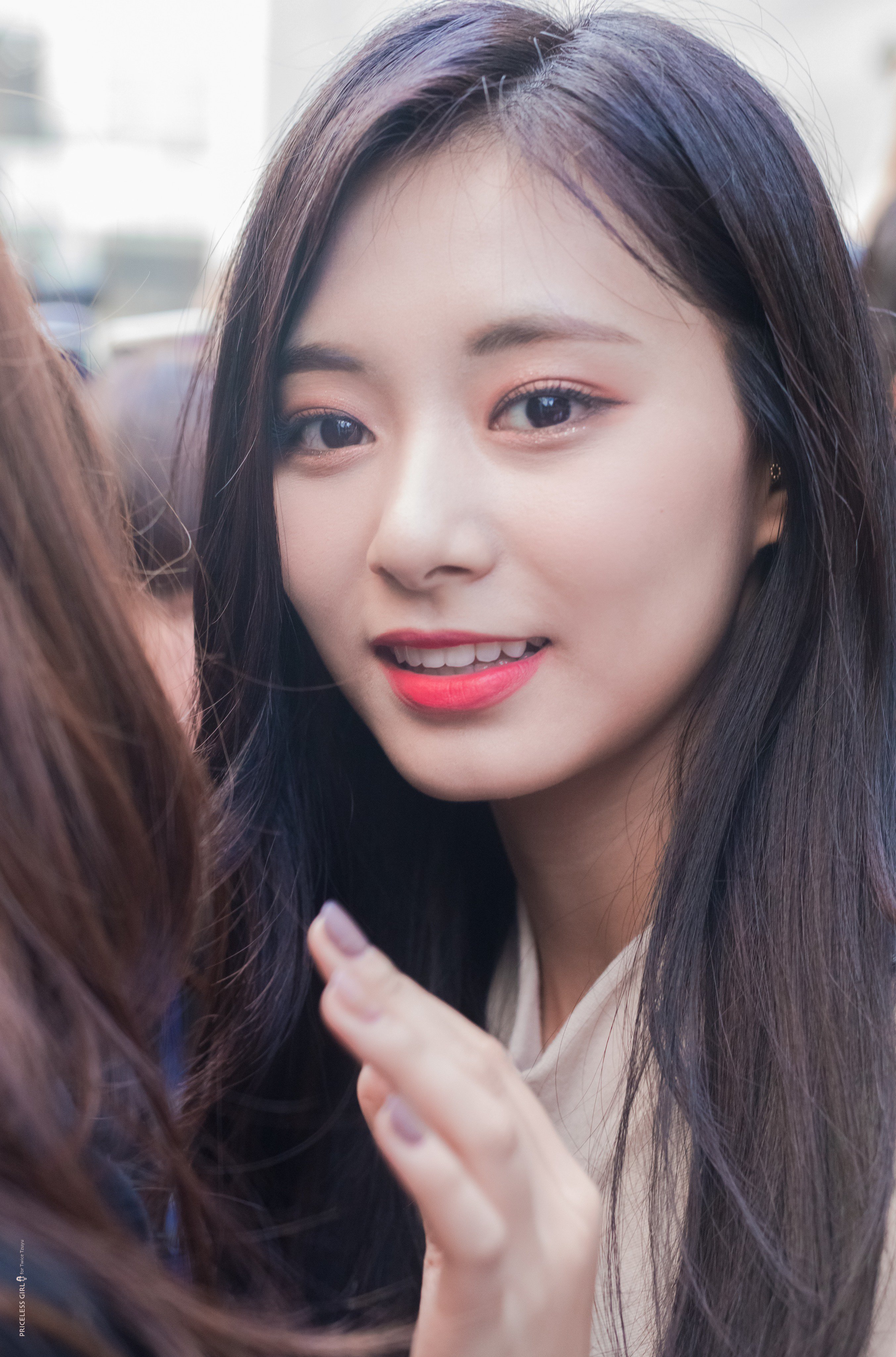 최근 트와이스 쯔뭉이 쯔위의 비주얼.jpgif | 인스티즈