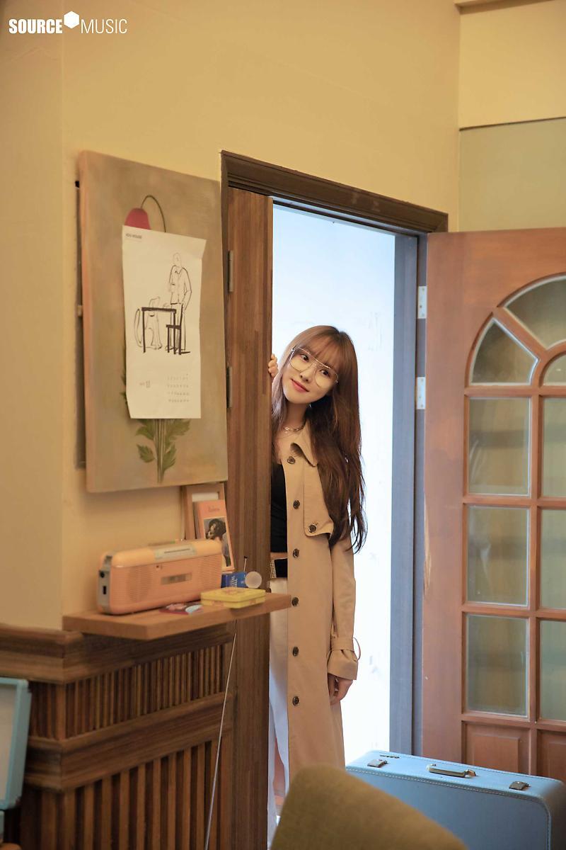 은근히 미모가 제법인 듯한 여자친구 유주.jpgif | 인스티즈