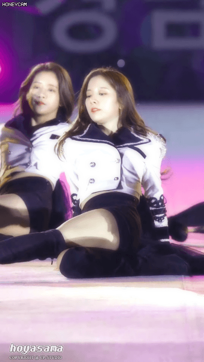 유혹하는 보나.gif | 인스티즈