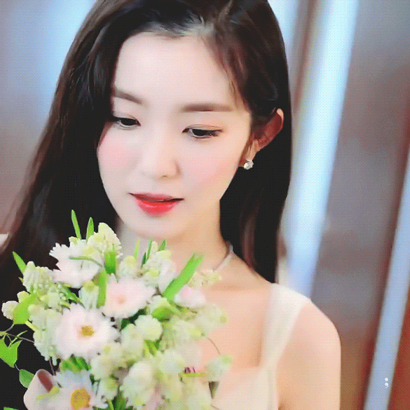 레드벨벳 아이린 다미아니 새광고 속 얼굴 어택 | 인스티즈