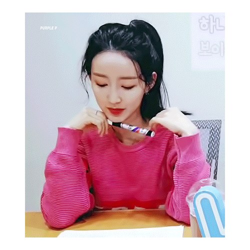 [구구단] 카페 앱 용량 제한 때문에 예전같이 많이 업로드를 못하니 아쉬워서 신보라 | 인스티즈