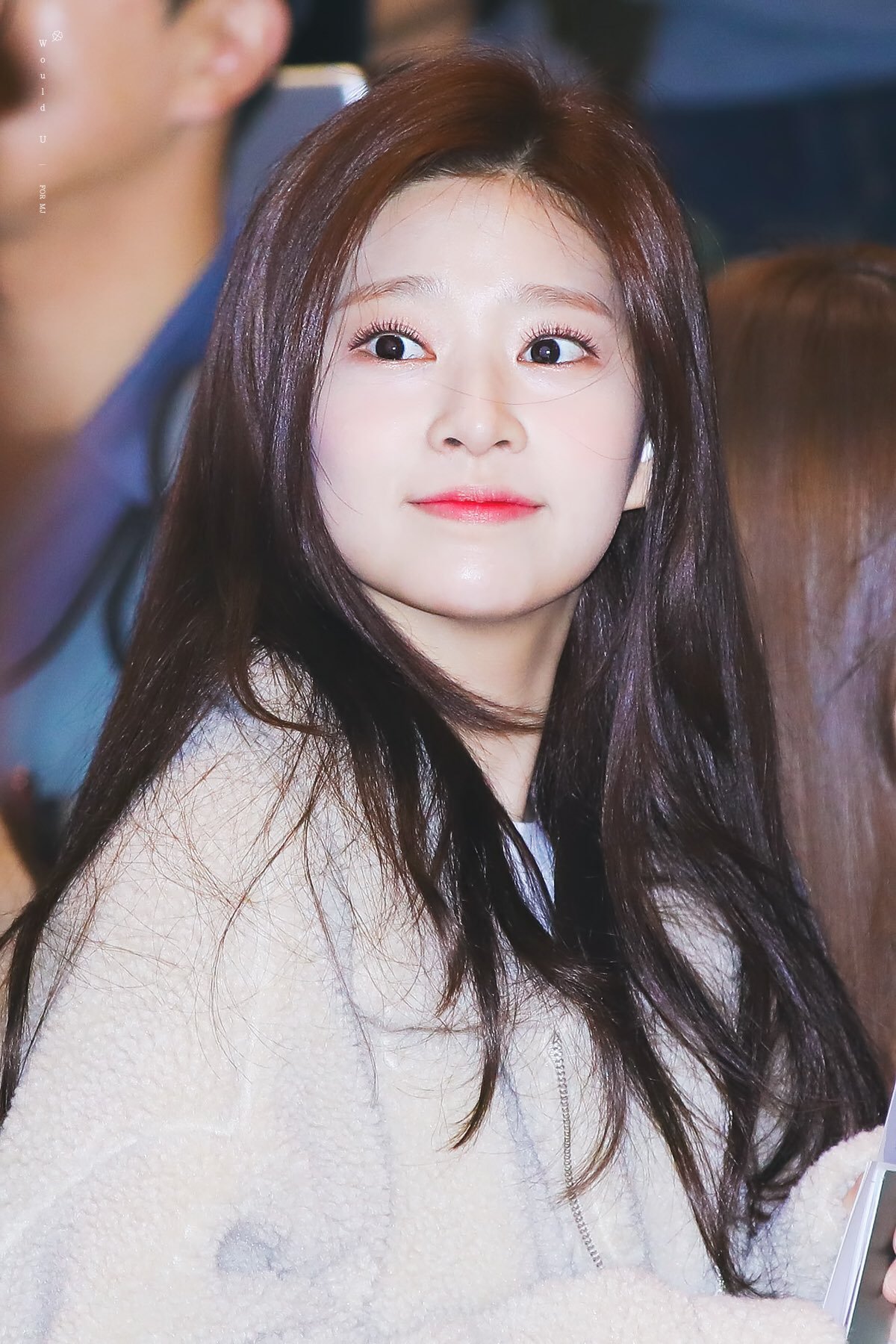 오늘 출국하는 아이즈원 김민주.jpg | 인스티즈