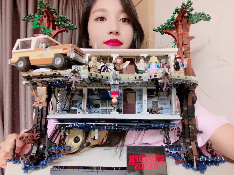 이틀만에 레고 완성한 트와이스 미나 인스타그램 | 인스티즈
