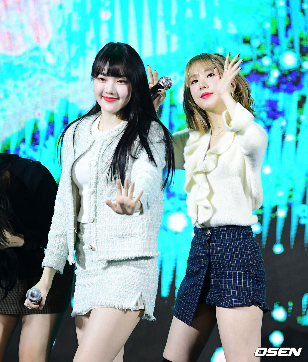 대전하나시티즌 창단식 초대가수 여자친구.jpgif | 인스티즈