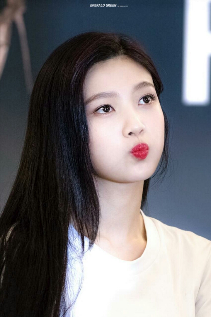 레드벨벳 조이사진 여러장 | 인스티즈