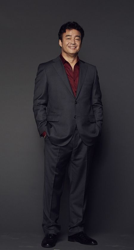 수트빨만큼은 국가대표라고 해도 과언이 아닌 인물 | 인스티즈