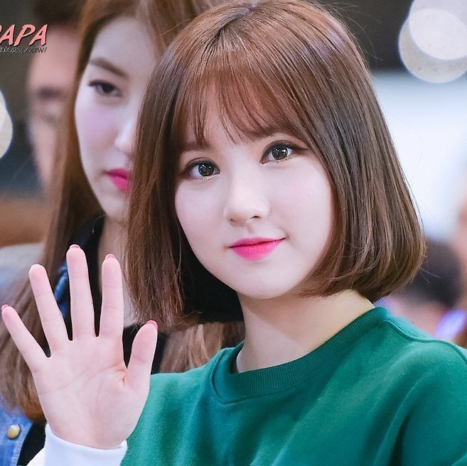 아침부터 은근히 미인인 듯한 여자친구 은하.jpgif | 인스티즈