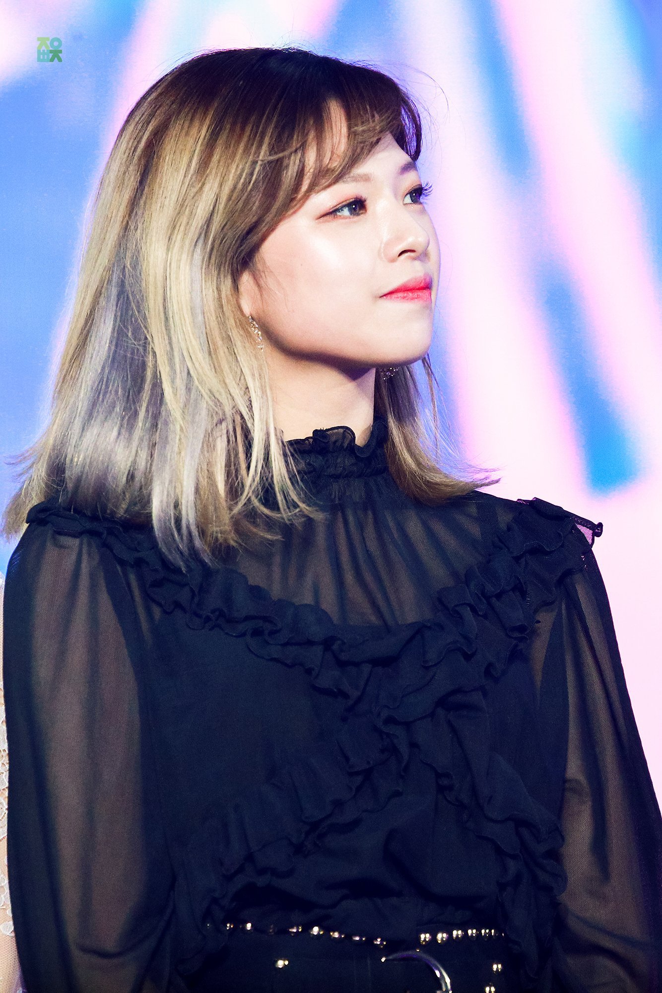 최근 트와이스 정연이의 미모.jpgif | 인스티즈