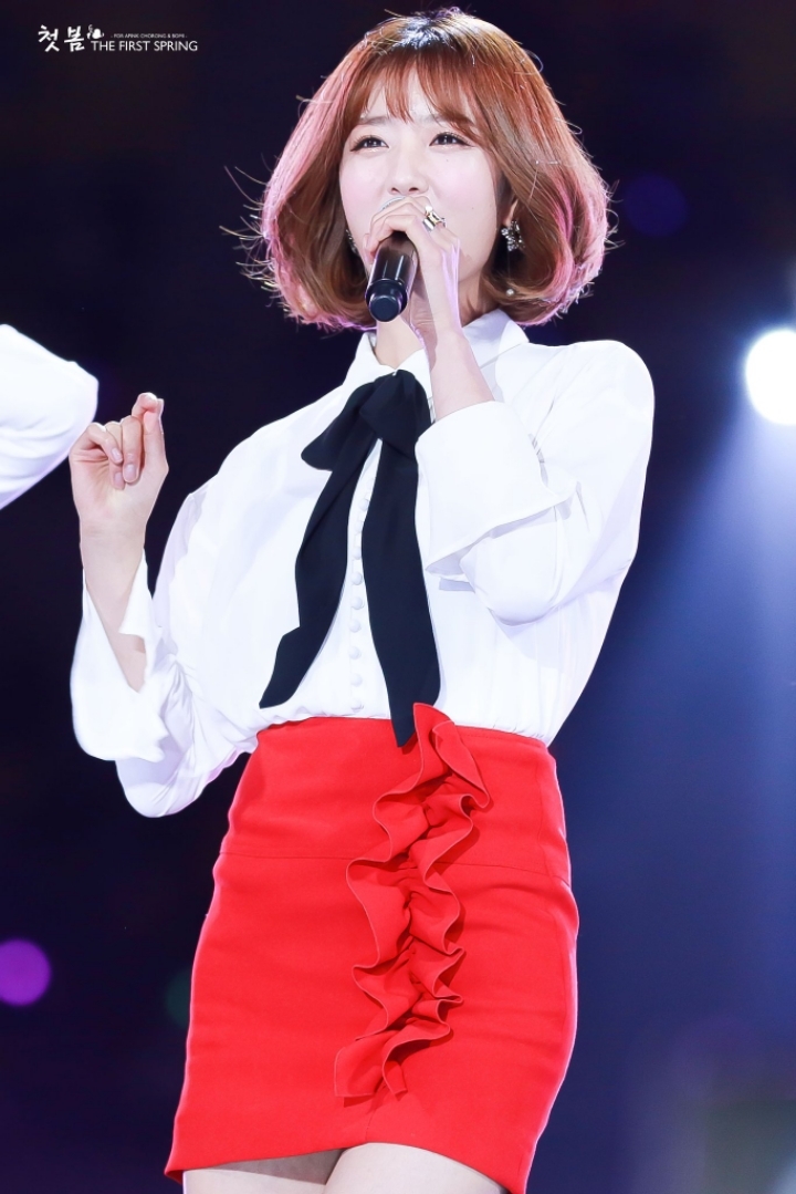 2년 전 에이핑크 윤보미.jpgif | 인스티즈