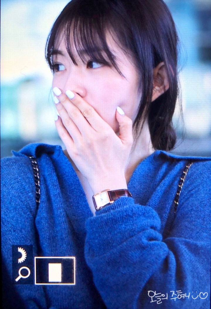 은근히 수수하게 예쁜 레드벨벳 아이린 입국사진 | 인스티즈