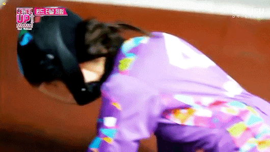 헬멧 쓴 레드벨벳 아이린.gif | 인스티즈