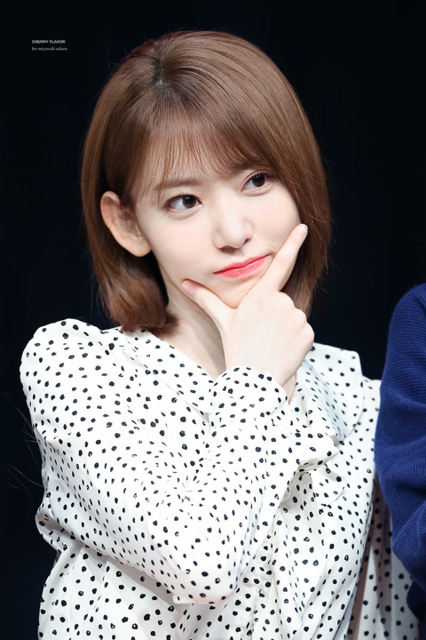 아이즈원) 미야와키 사쿠라.. 진짜 예뻐 | 인스티즈