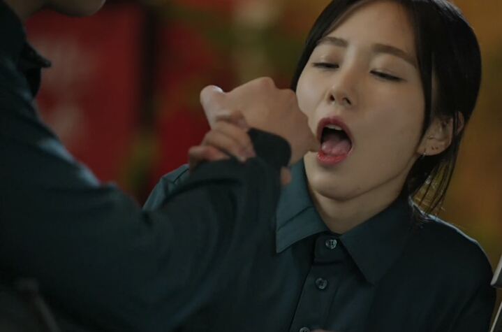 심형탁이 사탕 먹는법.gif | 인스티즈