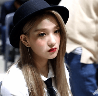 프로미스나인 f(x)레드라이트 커버무대 비하인드.GIF | 인스티즈