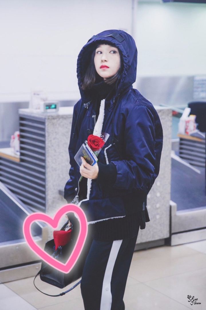 트와이스 미나가 쉬는 시간마다 뜨개질을 한 이유 | 인스티즈