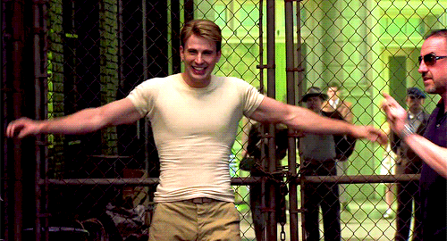 크리스 에반스(캡틴 아메리카) 피지컬.gif | 인스티즈